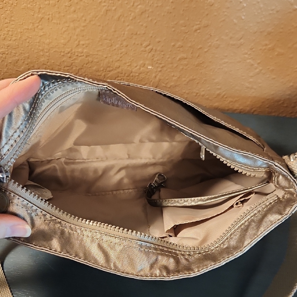 Kipling Shimmering Gold Crossbody/Shoulder Bag CLEAN CLEAN CLEAN - Picture 10 of 11